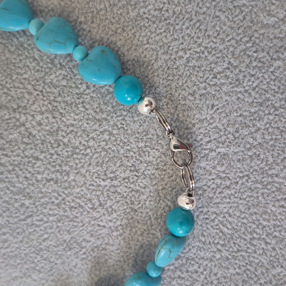 Turquoise 6mm 4mm Natural Beads on Heart Necklace.Charm On Matching Braclet. - Picture 2 of 4